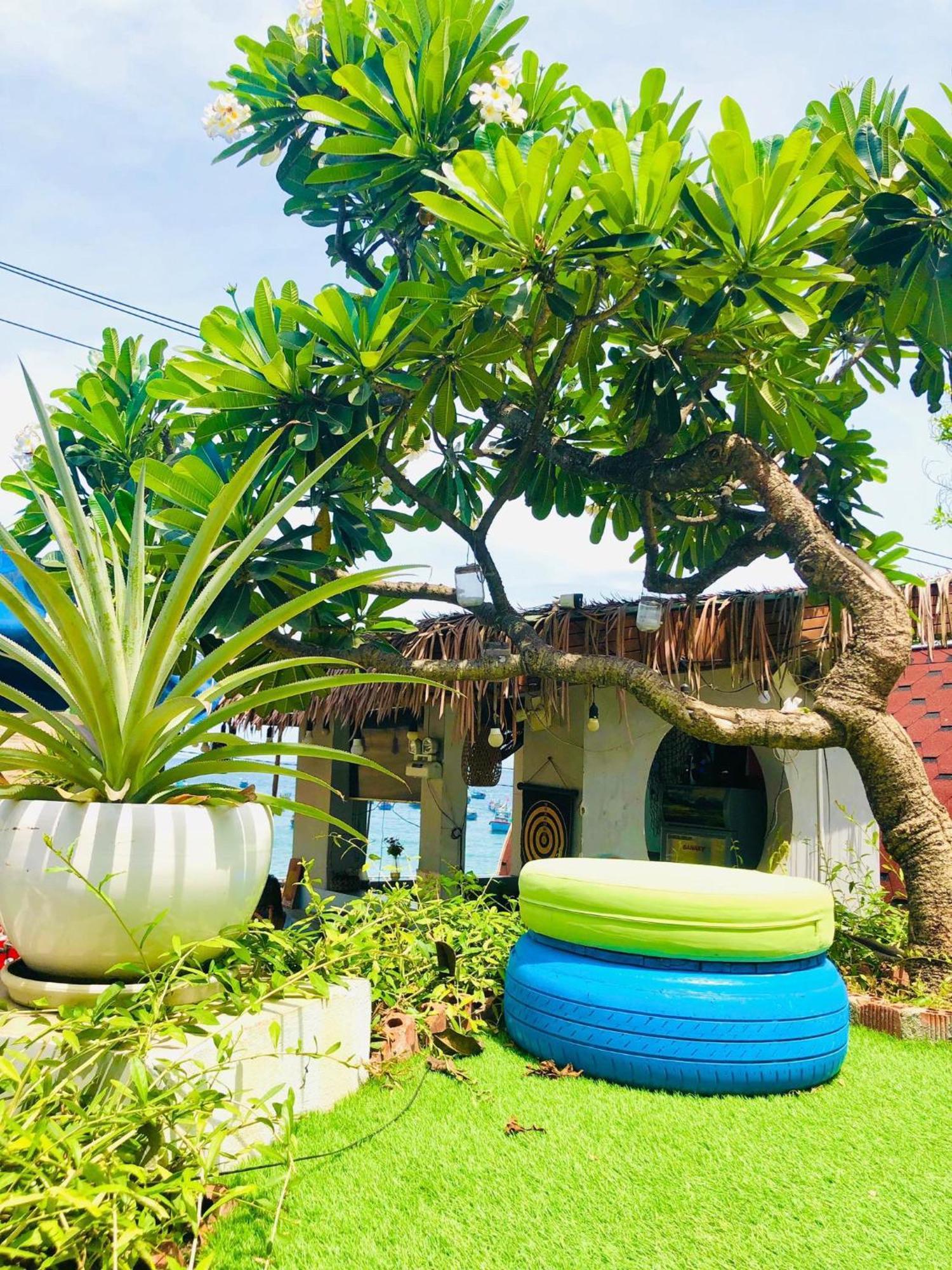 La Beach House Nhon Ly Куинён Экстерьер фото